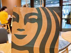 -星巴克(上海虹桥新天地二店)