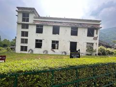 -四川汶川特大地震漩口中学遗址