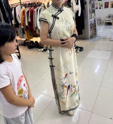 点击看大图 -时光纪亲子全家福照相馆(静安店母女写真父母纪念照)