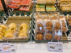 凤梨爵士-华荣西饼屋(金禧店)