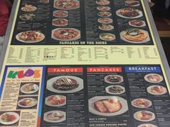 -Pancakes on the rocks(Darling Harbour)