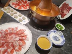 磨挡鲜切肉-小洋府铜锅涮肉(南锣鼓巷店)