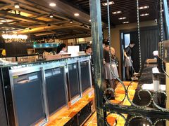 -红跑车(三孝口店)