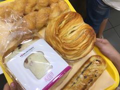 -华荣西饼屋(金禧店)