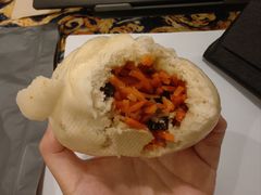 胡萝卜包子-增盛魁小吃店