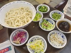 -海碗居老北京炸酱面(增光路店)