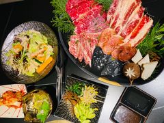 -山川小町·极番烧肉(新地假日广场店)