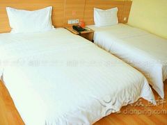 -7天酒店·西安凤城二路市图书馆地铁站店