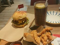 -必胜客(新中纬店)
