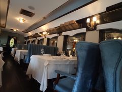 -火车头法国西餐厅