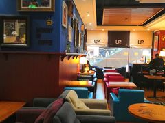 -西西弗书店&矢量咖啡(壹方购物中心店)