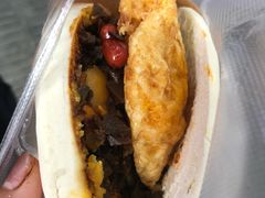 蛋菜夹馍-老马家马蓉蛋菜夹馍·腊牛肉夹馍(回民街店)