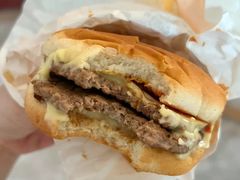 浓浓高达芝士双层吉士堡-麦当劳(仙林亚东城得来速店)