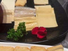 -德天肥牛海鲜火锅(城西银泰店)