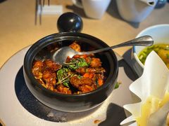 -穹六人间 people 6(岳阳路店)