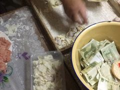 -张阿三馄饨店