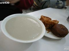 豆汁焦圈糖火烧-老磁器口豆汁店(天坛店)