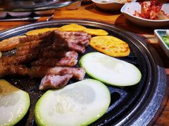 -唯成•韩国炭火烤肉 유성고기