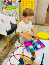 -睿宝儿科·眼科·口腔(静安大悦城门诊部)