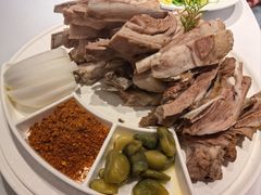 -巴特餐饮6加1音乐餐吧·新疆菜