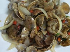 -小辣妹川味海鲜加工店(第一市场椰风巷店)