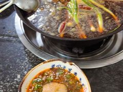 -石灰市毛记烧鸡公(解放碑店)