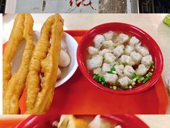 -张阿三馄饨店