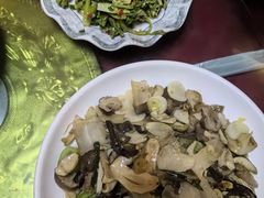 -邱二餐馆