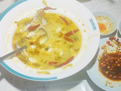 -溪雨观酸菜鱼(莘松路店)