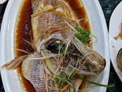 -小海豚•老字号海鲜餐厅(天涯店)