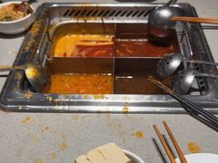 -海底捞火锅(宝龙广场夜宵主题店)