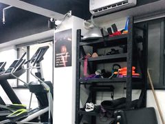 -坚果健身24小时工作室(定西路店)