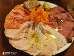 -羽深肉铺 Steak & Wine
