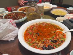 -自贡盐帮菜·玩辣餐厅(樱花园西街店)