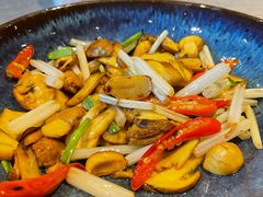 -半山腰·云南菜(侨福芳草地店)