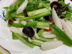 -吴记酱骨炖菜馆(西大直街店)