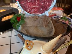 -热火朝天鲜切牛肉火锅(南强街巷店)