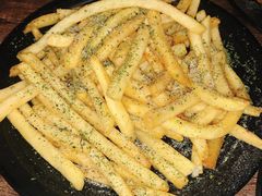 -YULOI予乐炸鸡(平乐店)