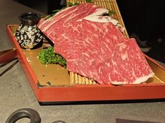 -铭牛烧肉·和牛海鲜自助(高新月牙湖店)