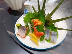 -鼎泰亨·海鲜牛肉餐厅(滨江店)