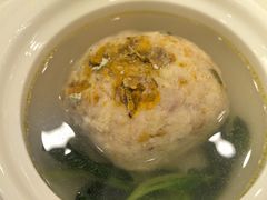 蟹粉狮子头-怡园饭店-餐厅(四望亭店)