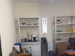 -无奔眼镜·蔡司·依视路授权店(马家堡店)