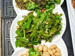-三锅莊·牦牛肉火锅·香格里拉特色藏餐宴请餐厅(菱角塘路店)