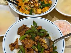 -李与白包子铺(桐梓林店)