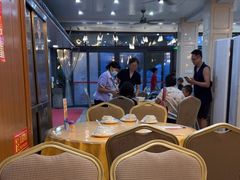 -鹏城人家海鲜酒家·23年老字号(较场尾店)