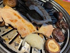 -老炉家木炭烤肉(长江国际店)