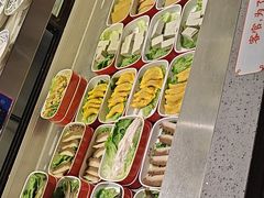 -芝小官毛肚火锅海鲜自助(淮安清江浦区新亚店)