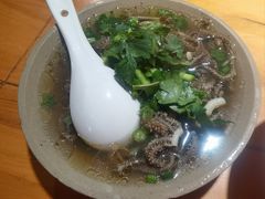 -大众跷脚牛肉馆·非遗传承单位(峨眉山店)