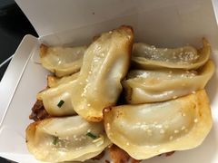-小姜锅贴(凤凰街店)