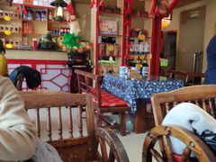 大堂-王村姑老土炕莜面村(桥东店)